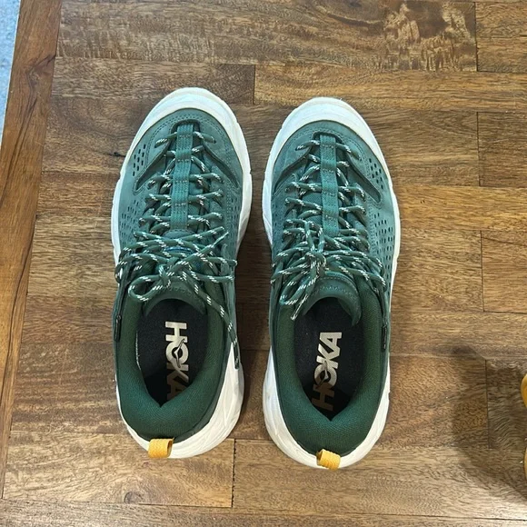 Hoka One One Tor Ultra GORE-TEX Low Mountain View size women's